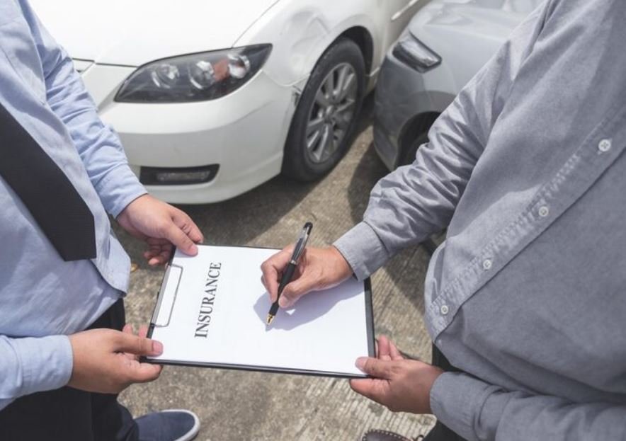 insurance adjuster salary